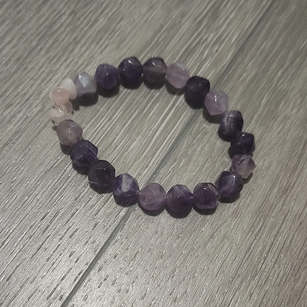Handcrafted Sacred Heart Bracelet - Picture 6 of 6